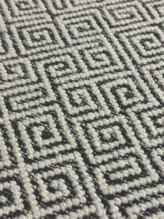 Archive Sale Wilton Greek Key - Black & White 6'x7'