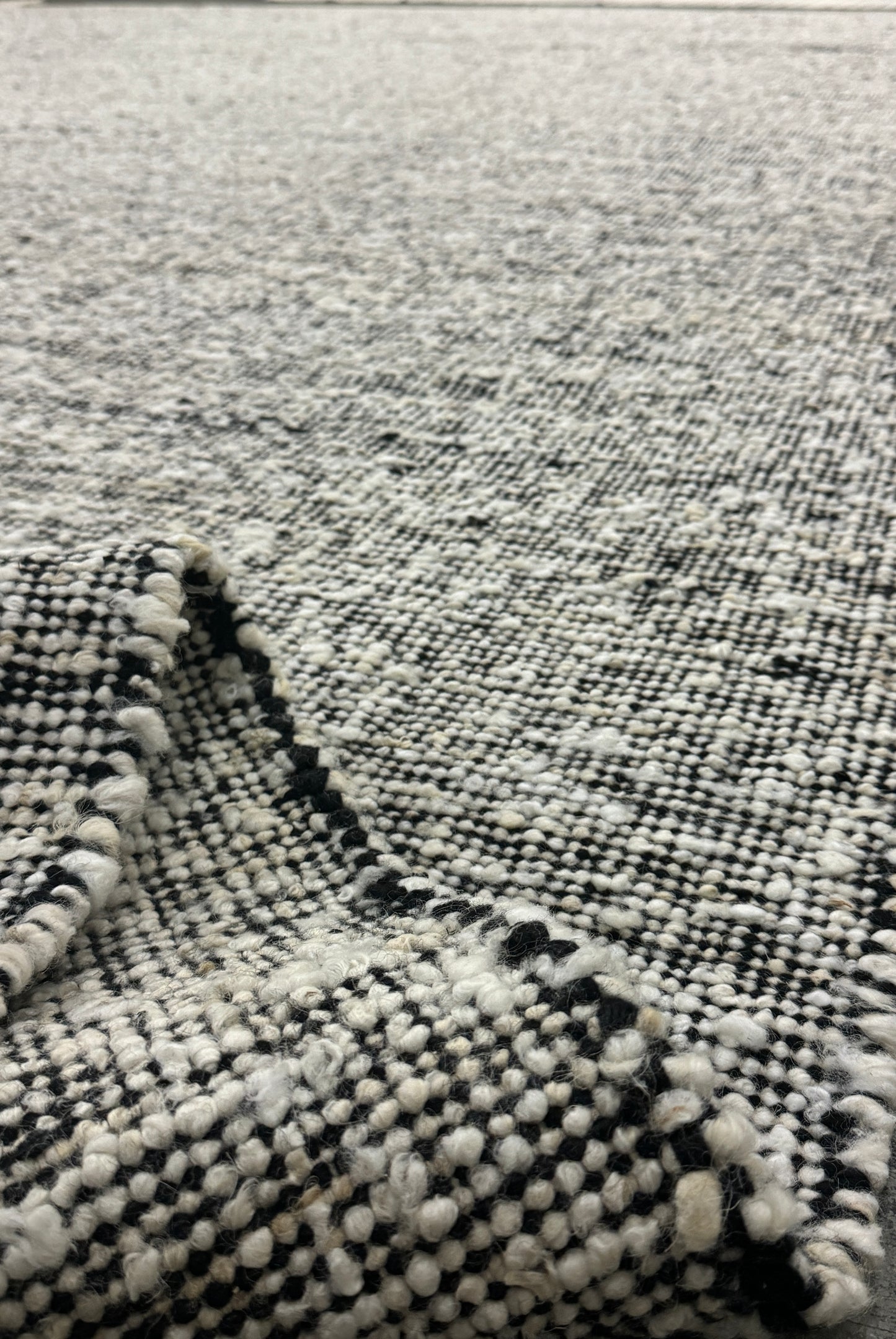 Woolzy Panja Durry - Black & White