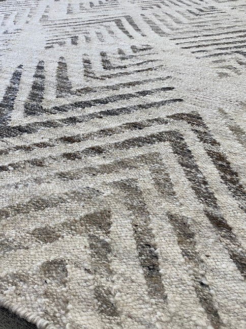 Archive Sale Yuma - Ivory Brown 6ft x 9ft